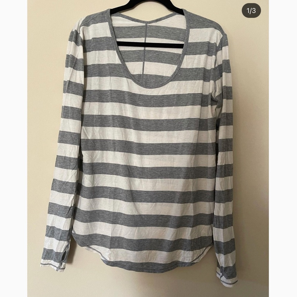 Lululemon long sleeve stripe t-shirt, EUC, size 6-8